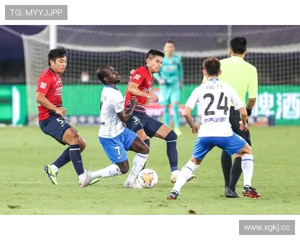 阿奇姆彭中超首发破二百场里程碑